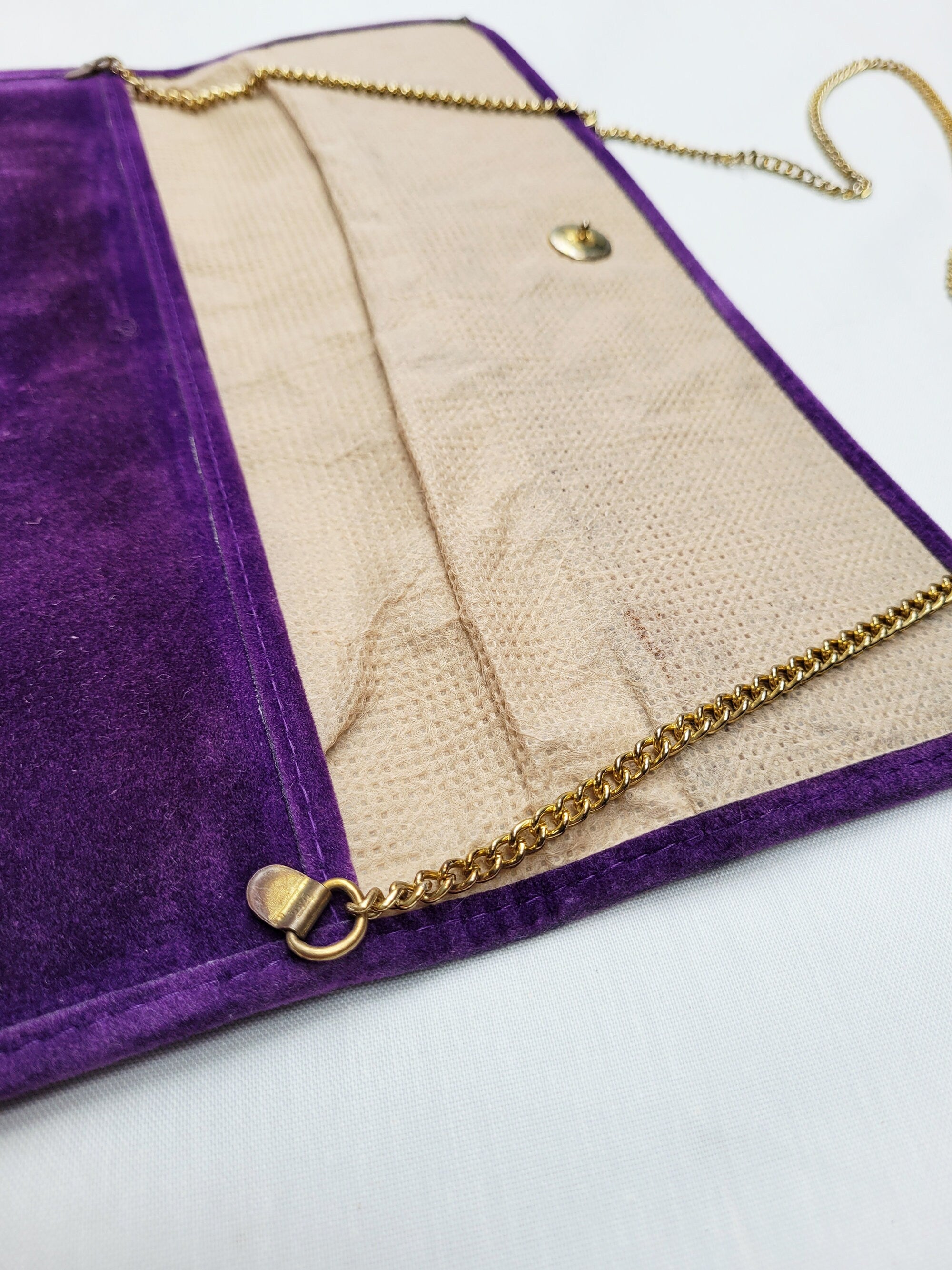 Vintage 80s purple velveteen envelope chain bag