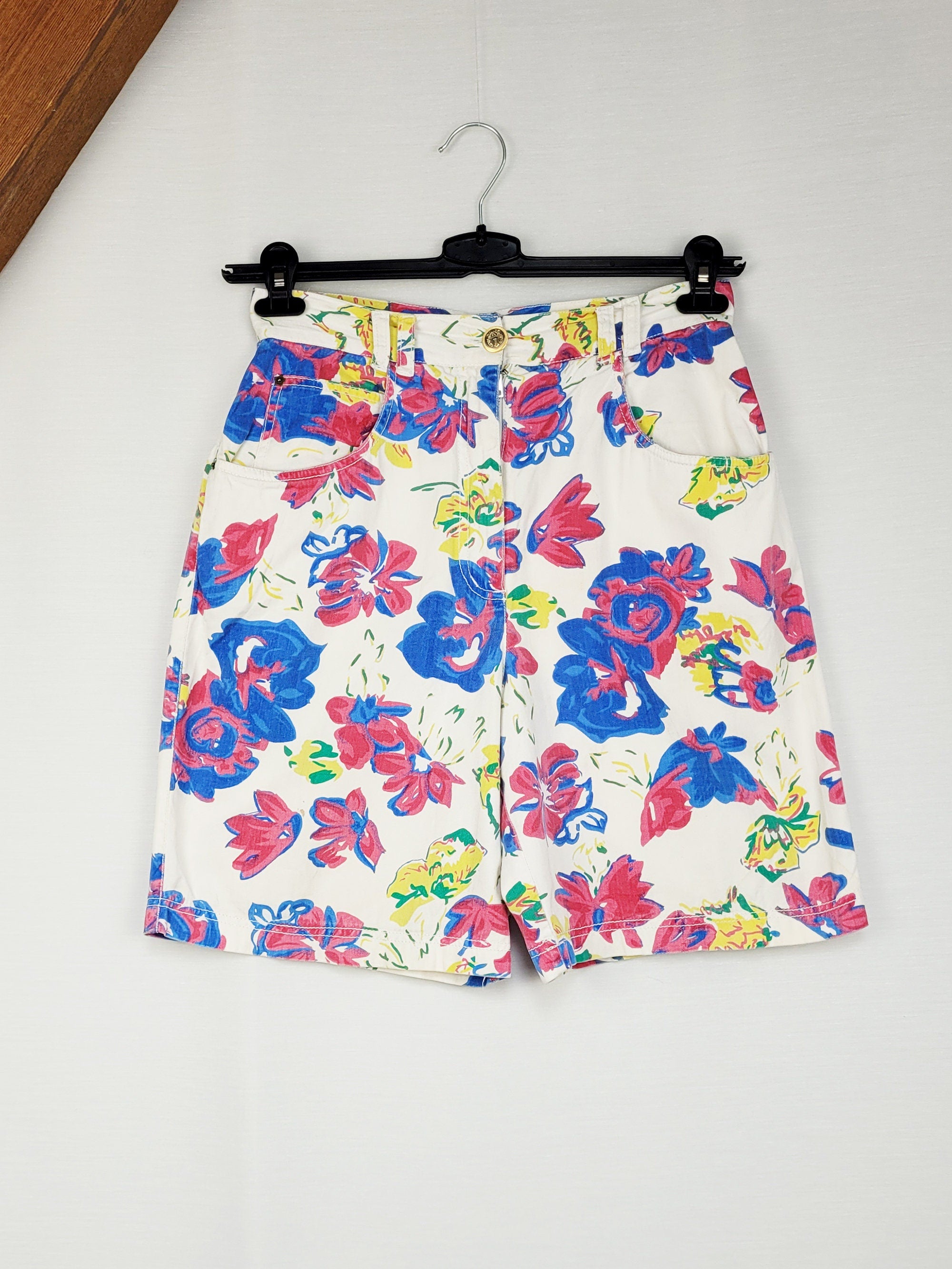 Vintage 90s colorful floral denim summer shorts