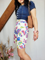 Load image into Gallery viewer, Vintage 90s colorful floral denim summer shorts
