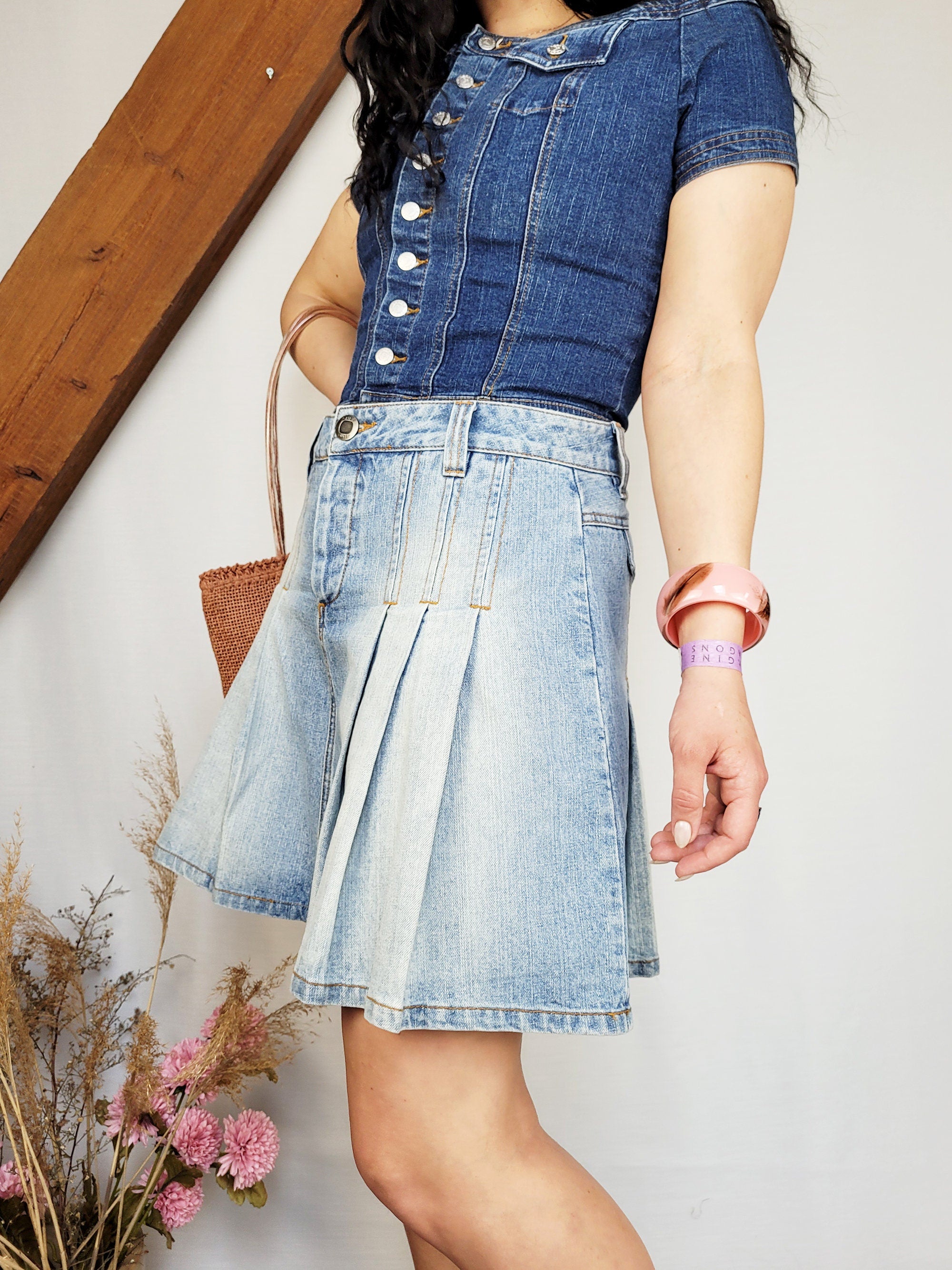 Vintage Y2K 00s blue denim pleated Preppy mini skirt