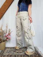 Load image into Gallery viewer, Vintage Y2K 00s low waist beige embroidered straight pants
