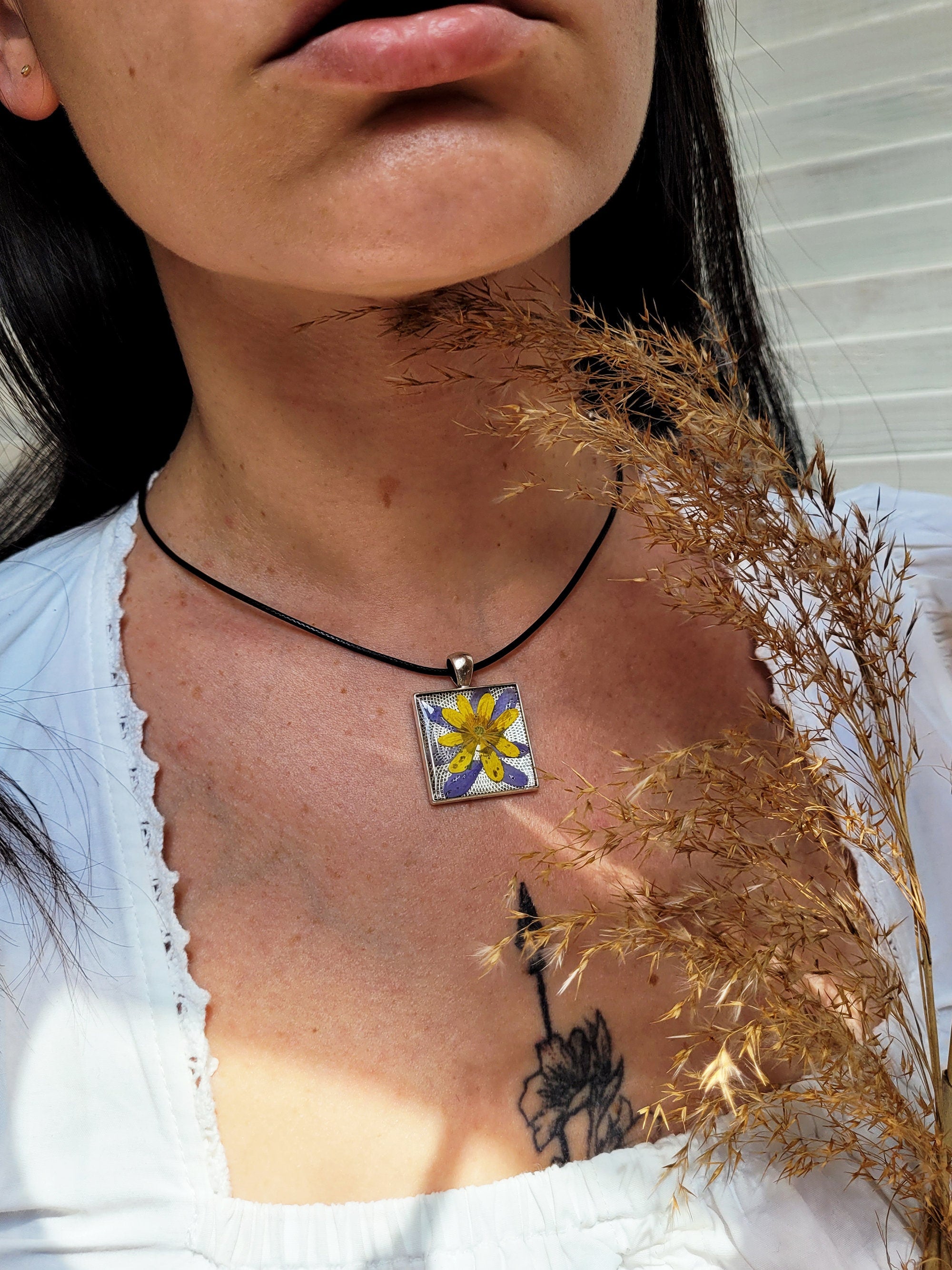 Handmade pendant, Dried flower resin square pendant necklace, pressed flower jewelry, floral herbarium collar,  S2