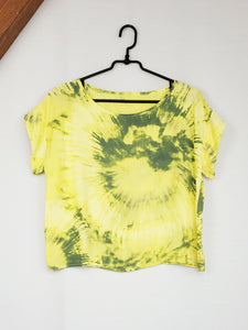 Vintage 90s yellow tie dye print minimalist T-shirt blouse