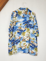 Load image into Gallery viewer, Vintage Y2K 00s blue tropical Hawaii oversized shirt top
