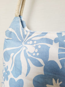 Vintage 00s Y2K pastel blue Hawaii shoulder beach bag