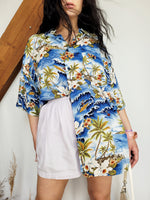 Load image into Gallery viewer, Vintage Y2K 00s blue tropical Hawaii oversized shirt top
