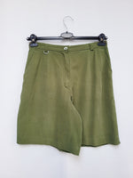 Load image into Gallery viewer, Vintage Betty Barclay 90s minimalist khaki green summer shorts
