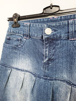 Load image into Gallery viewer, Vintage Y2K 00s blue denim pleated mini skirt
