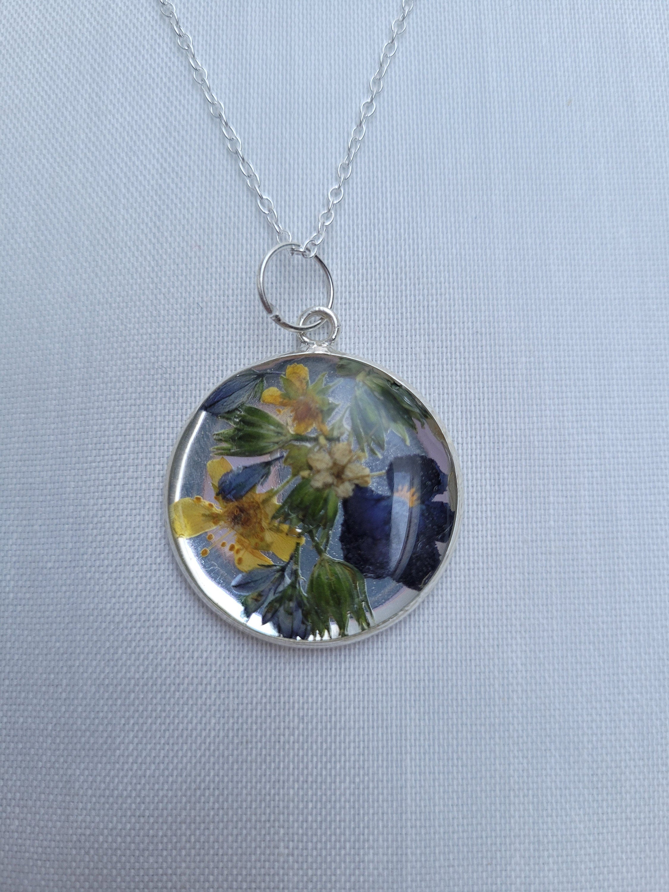 Dried flower resin round pendant necklace with silver chain,   RN1