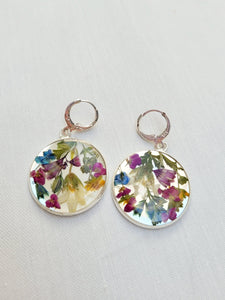 Handmade dried flower silver round 27mm dangle earrings,   E1 27mm