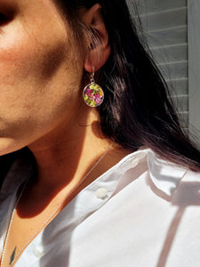 Handmade dried flower silver round 22mm dangle earrings,   E2 22mm