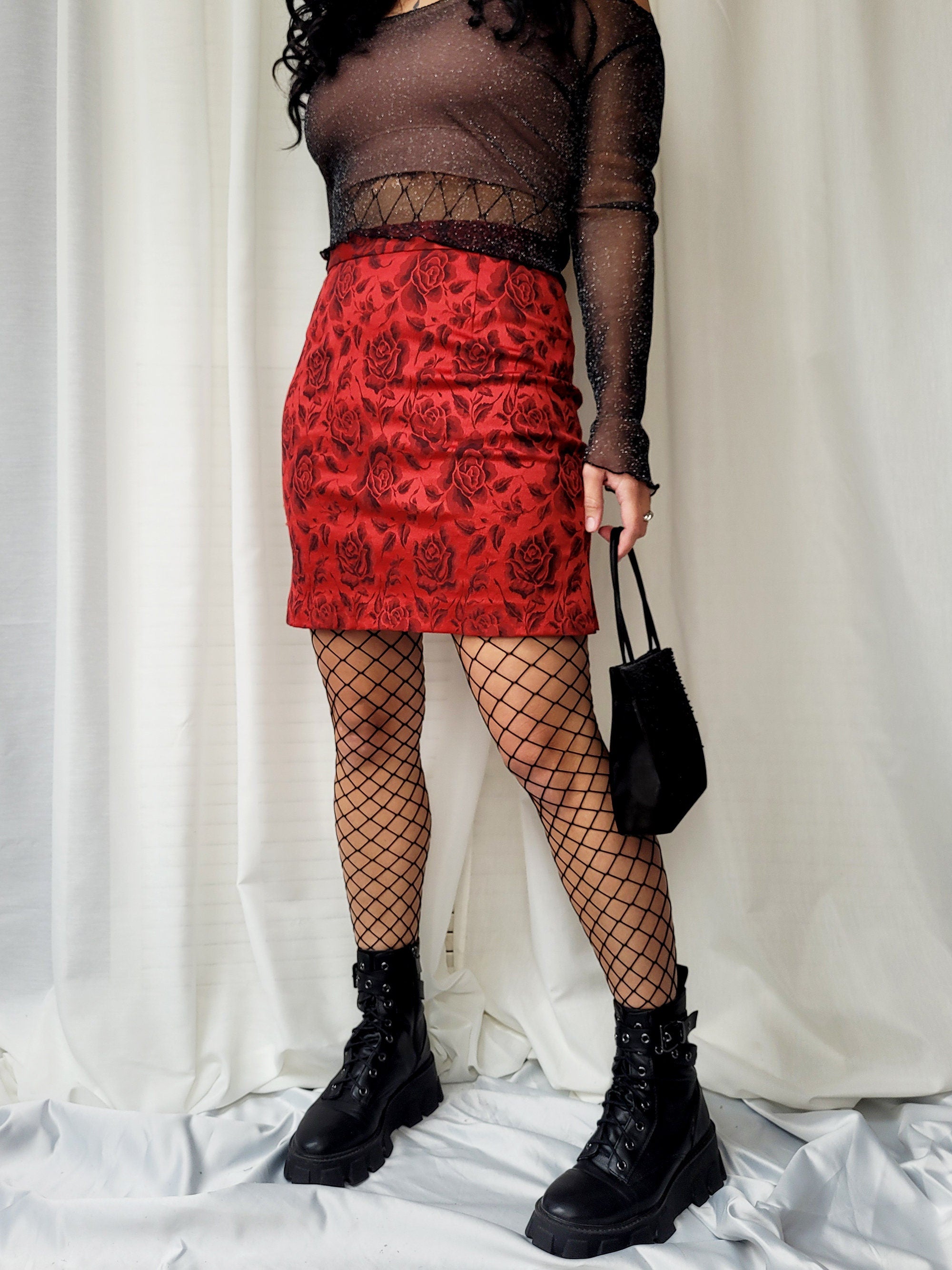 Vintage 90s red roses print tight mini skirt