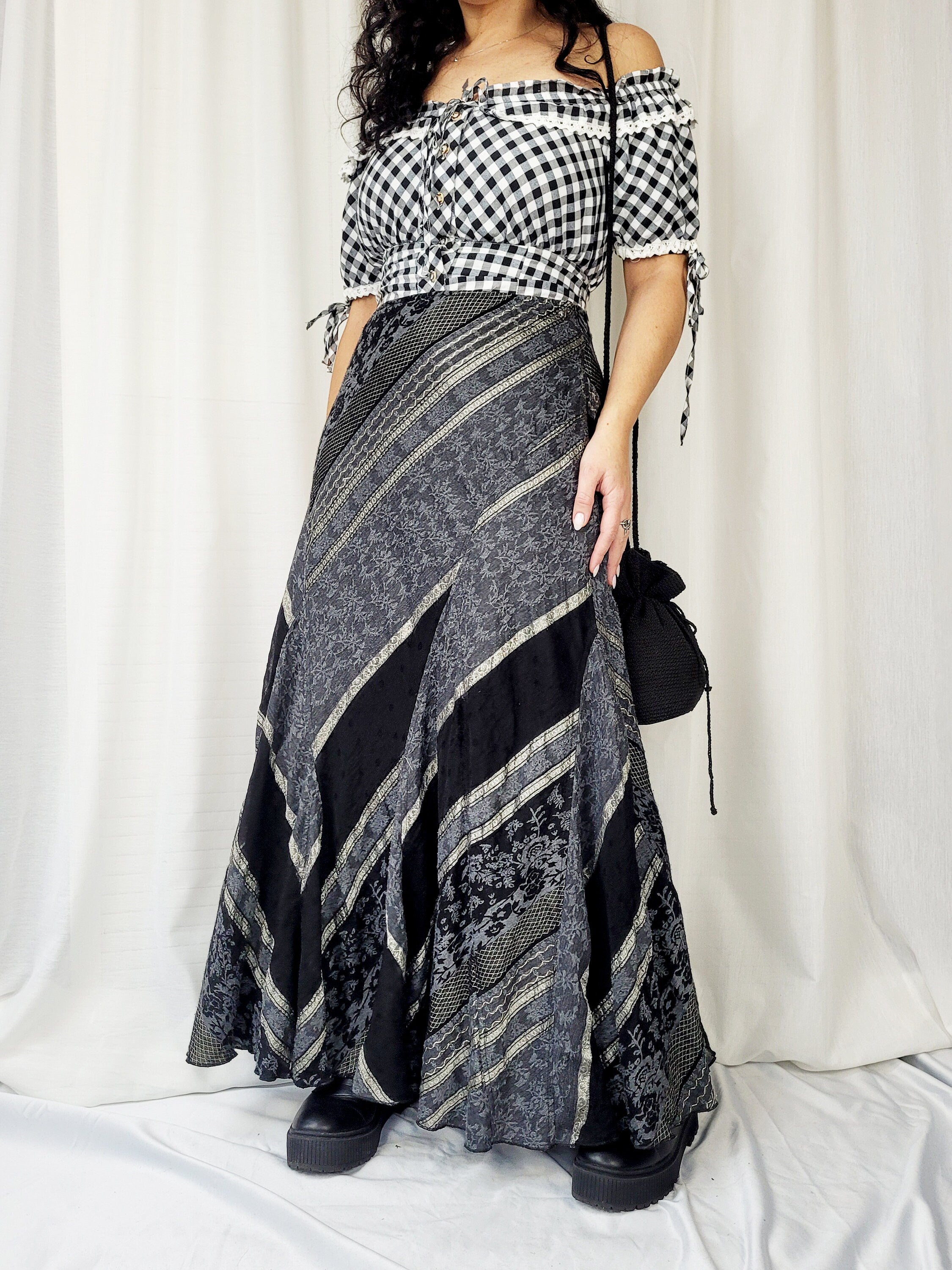 Vintage 90s black & grey abstract print Grunge maxi skirt