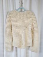 Load image into Gallery viewer, Vintage 80s cream handmade chunky knitted jumper top

