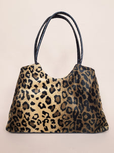 Retro 00s Y2K faux fur animal print shoulder bag