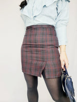 Load image into Gallery viewer, Retro 00s Y2K red &amp; black checked minimalist mini skirt
