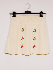 Y2K 00s cream knitted cherry embroidered mini skirt