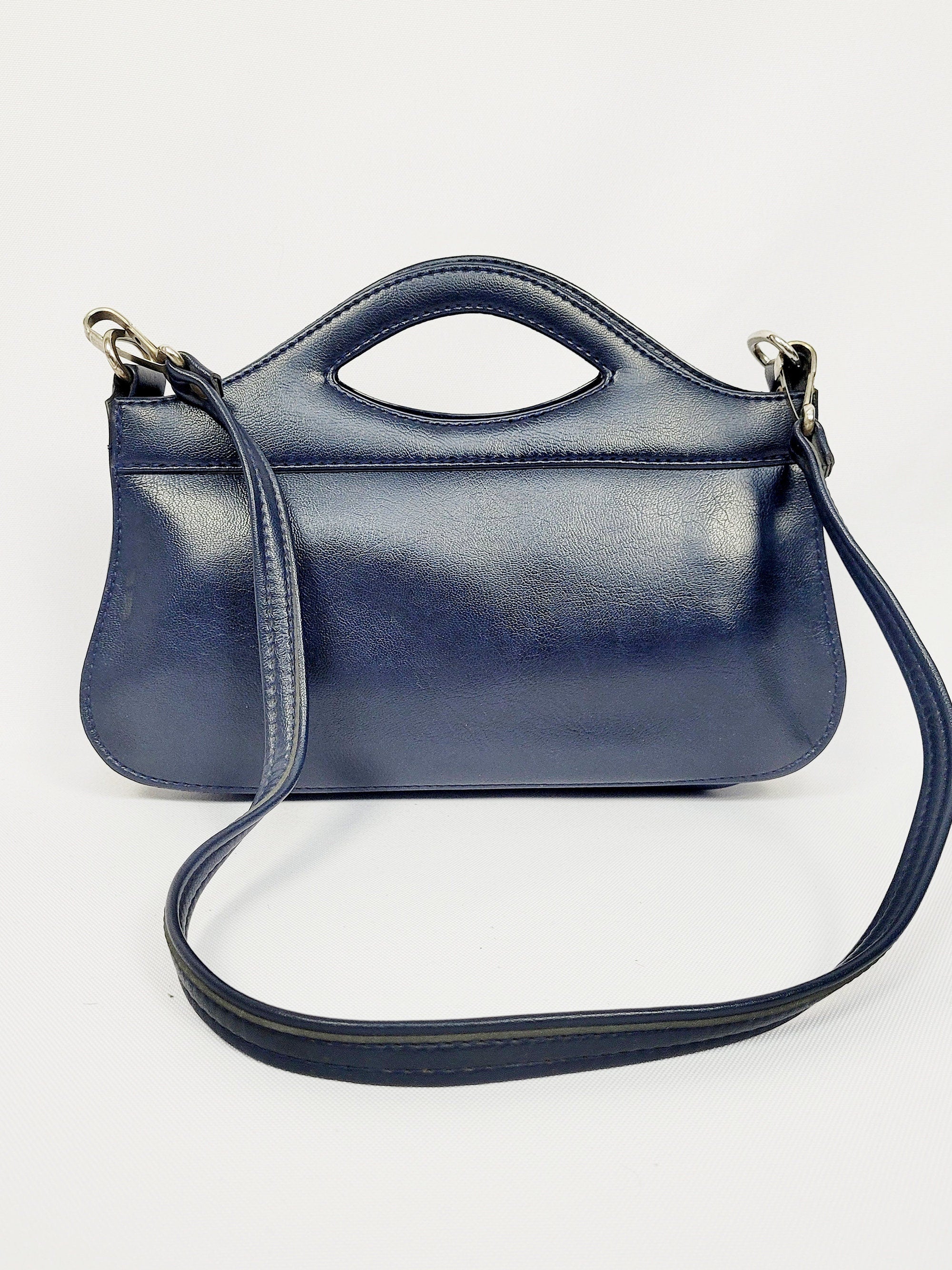 Vintage 80s navy blue leather shoulder bag