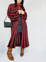 Load image into Gallery viewer, Vintage 80s vine red knitted long striped cardigan
