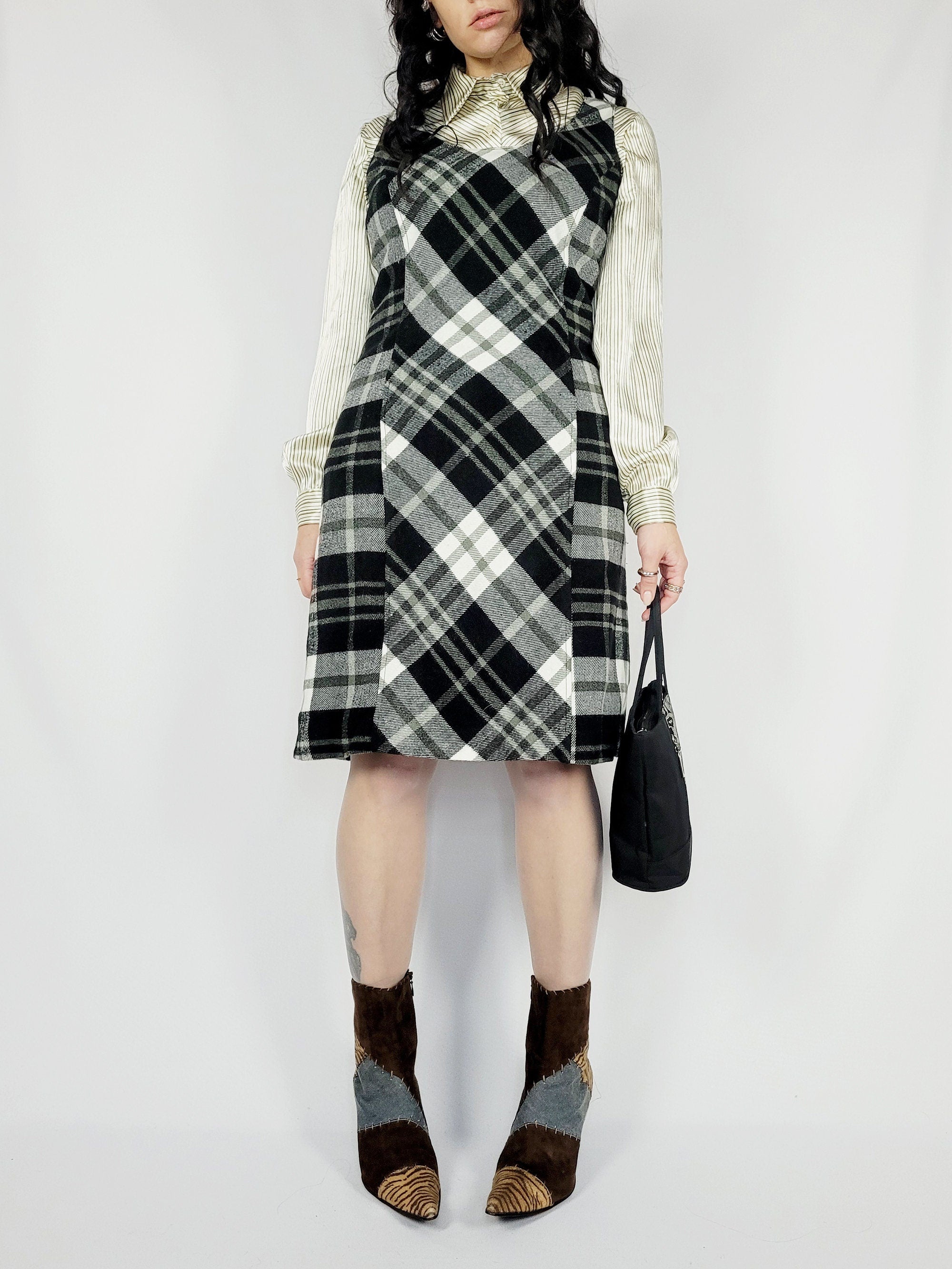 Y2K 00s monochrome check smart minimalist mini shift dress