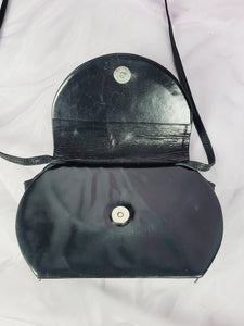 Vintage 90s black round small shoulder handbag