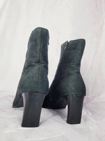 Load image into Gallery viewer, 00s Y2K black faux suede square toe ankle shoes
