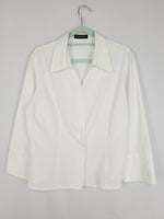 Load image into Gallery viewer, 90s retro white minimalist smart basic preppy shirt blouse
