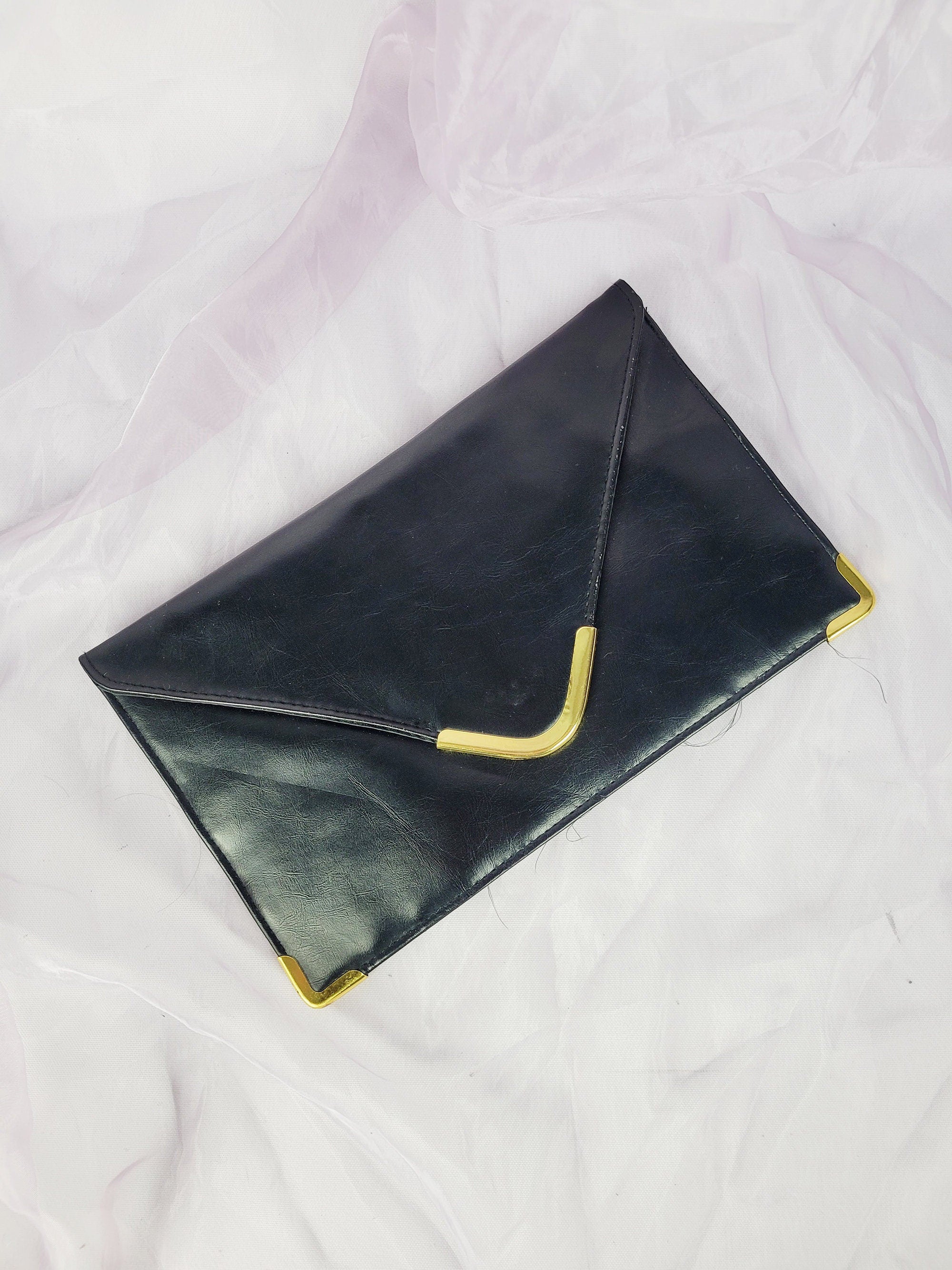 Y2K 00s retro black faux leather minimalist envelope purse