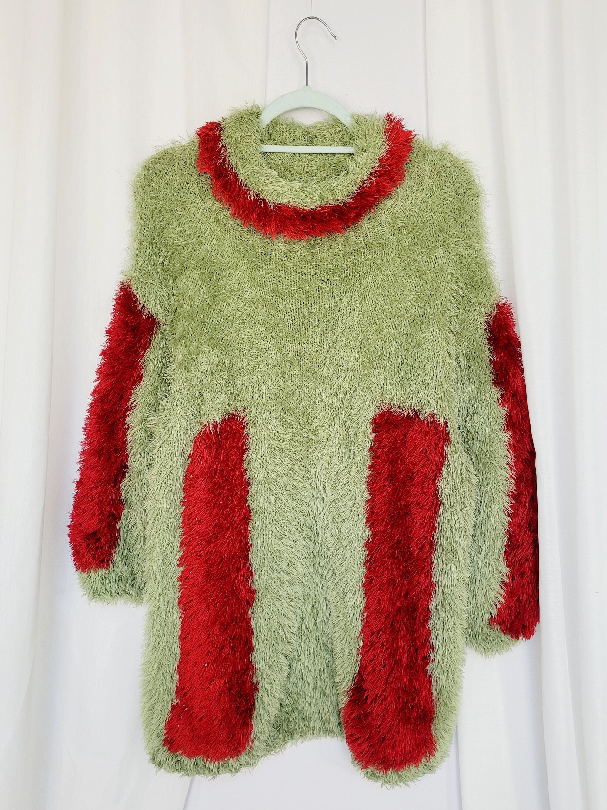 90s handknit green & red fluffy furry slouchy sweater top