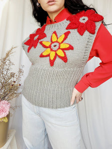 Handmade grey floral pattern cable knit sleeveless sweater, MELLINA VINTAGE knitted top, S-M size, Woolen knitwear