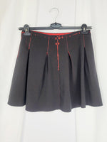 Load image into Gallery viewer, 90s black red minimalist pleated Grunge mini skirt
