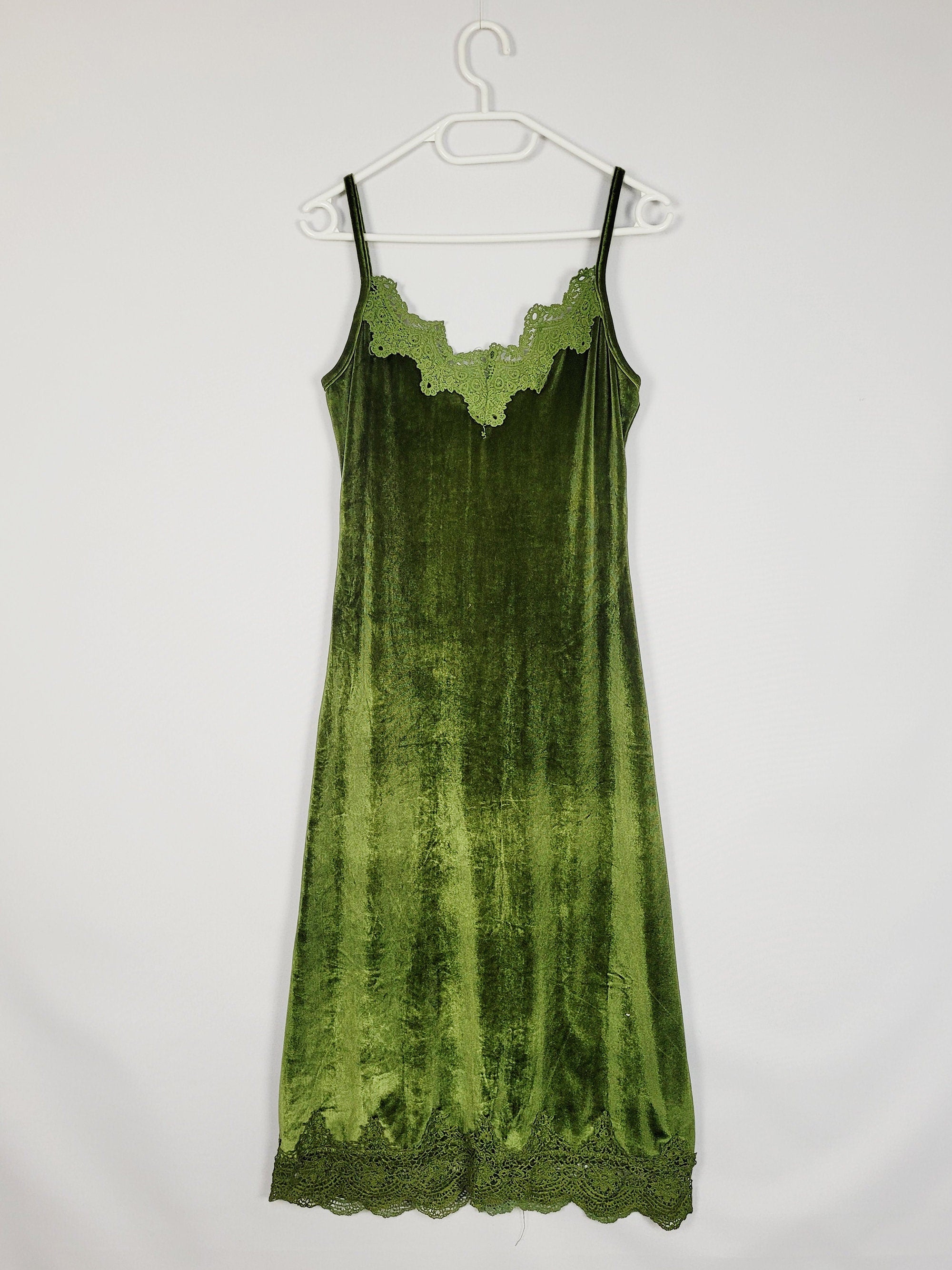 90s retro moss green velveteen minimalist laces midi dress