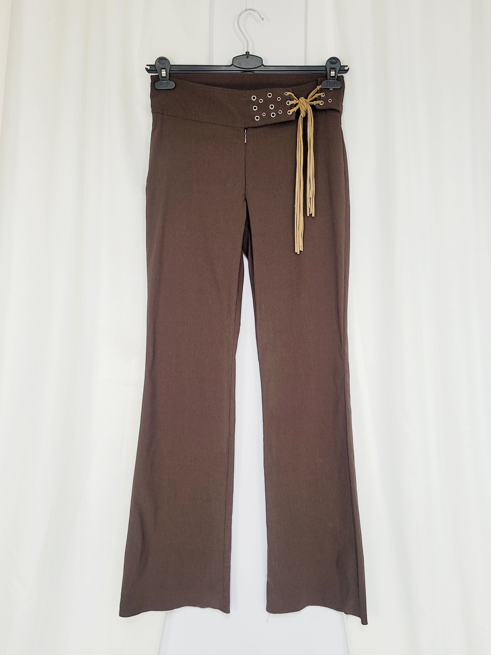 Y2K 00s brown slim fit festive stretch flare pants