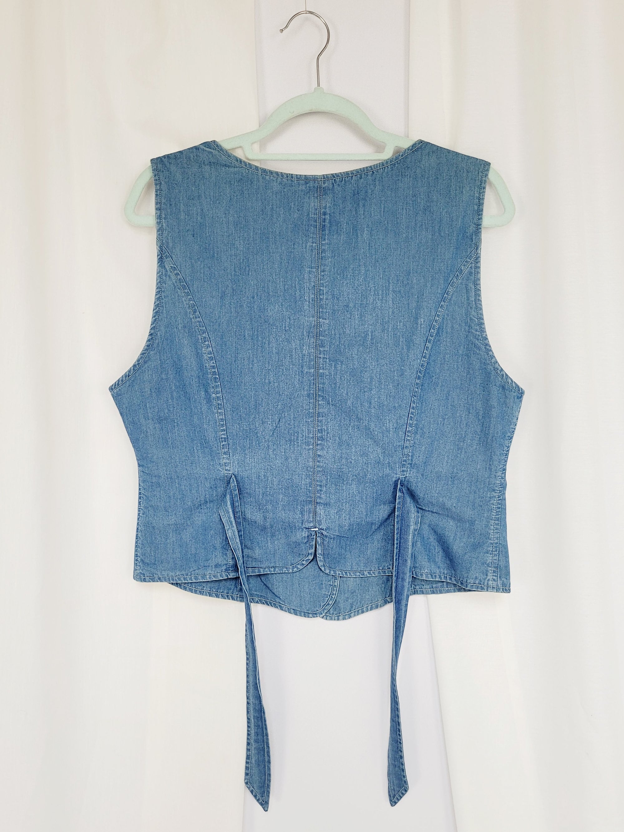 Retro 90s blue denim-like embroidery buttons corset top