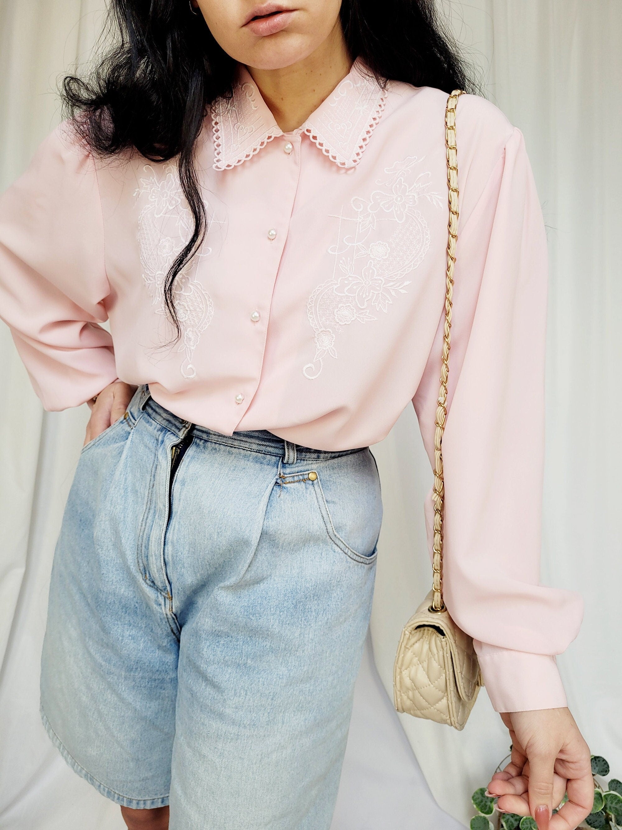 Vintage 80s pastel pink embroidered minimalist shirt blouse