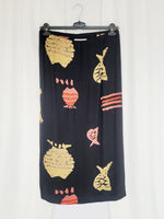 Load image into Gallery viewer, 90s vintage black abstract fish print wrap ankle skirt
