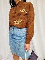 Load image into Gallery viewer, 90s retro brown appliqued faux suede minimalist blouse shirt
