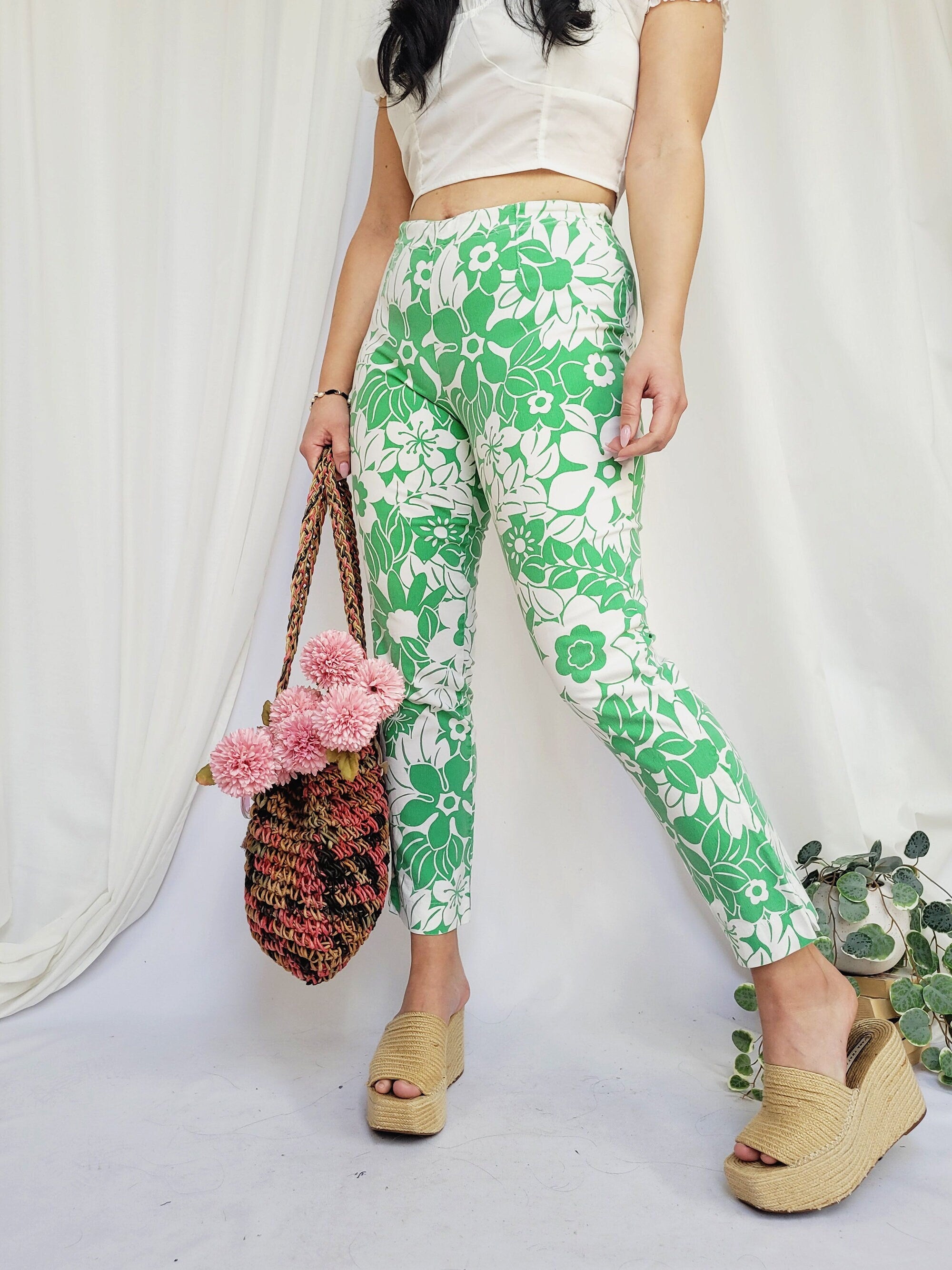 Y2K 00s white green floral medium waist chino pants