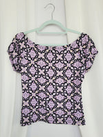 Load image into Gallery viewer, Y2K purple ornamented print off shoulder short sleeve top
