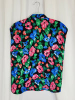 Load image into Gallery viewer, 90s vintage colorful floral sleeveless buttons down blouse
