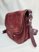 Load image into Gallery viewer, Vintage 90s maroon suede messenger shoulder bag
