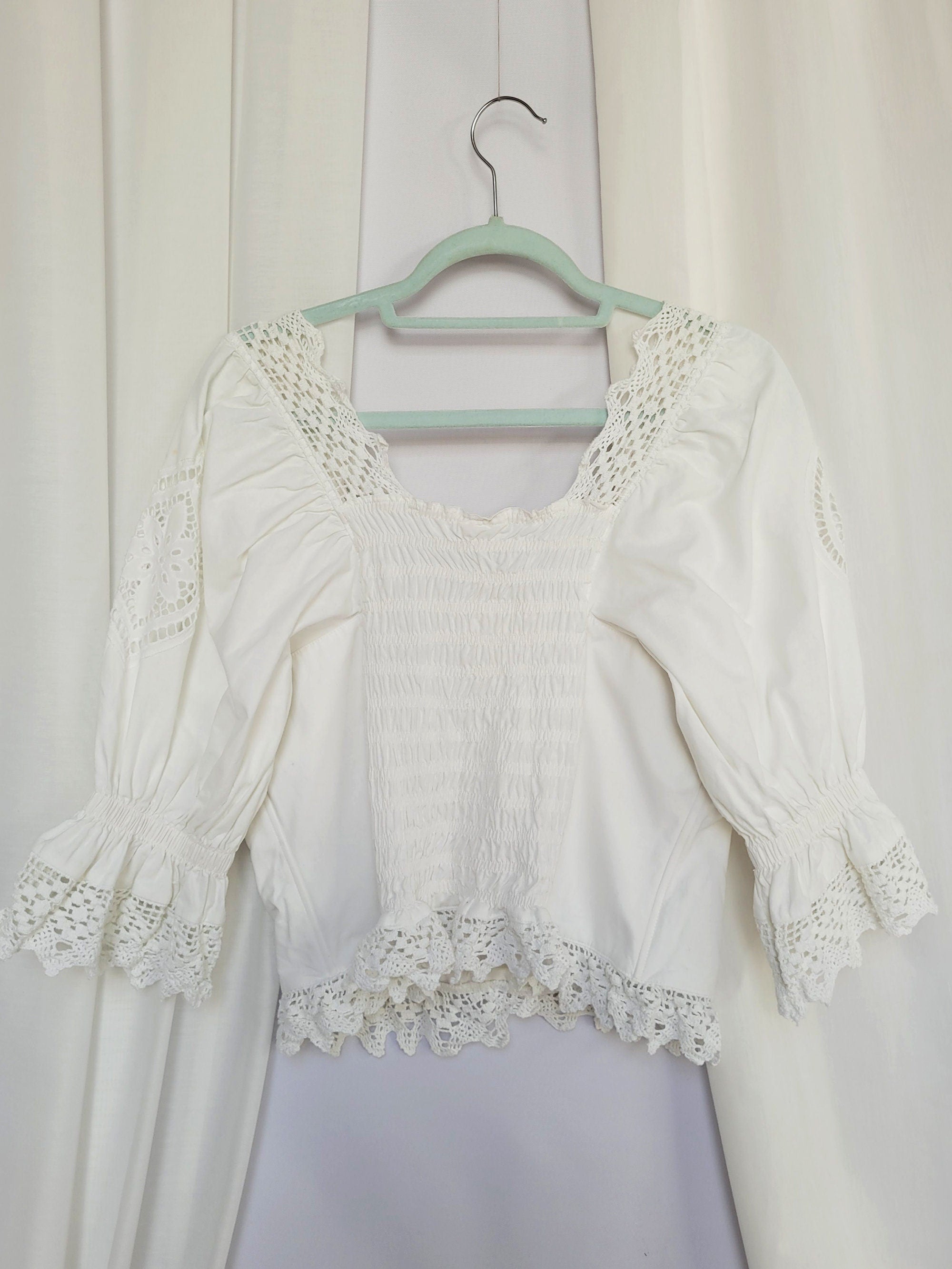 90s vintage white Milkmaid puff sleeve laces blouse top