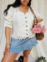Load image into Gallery viewer, 90s vintage white Milkmaid puff sleeve laces blouse top
