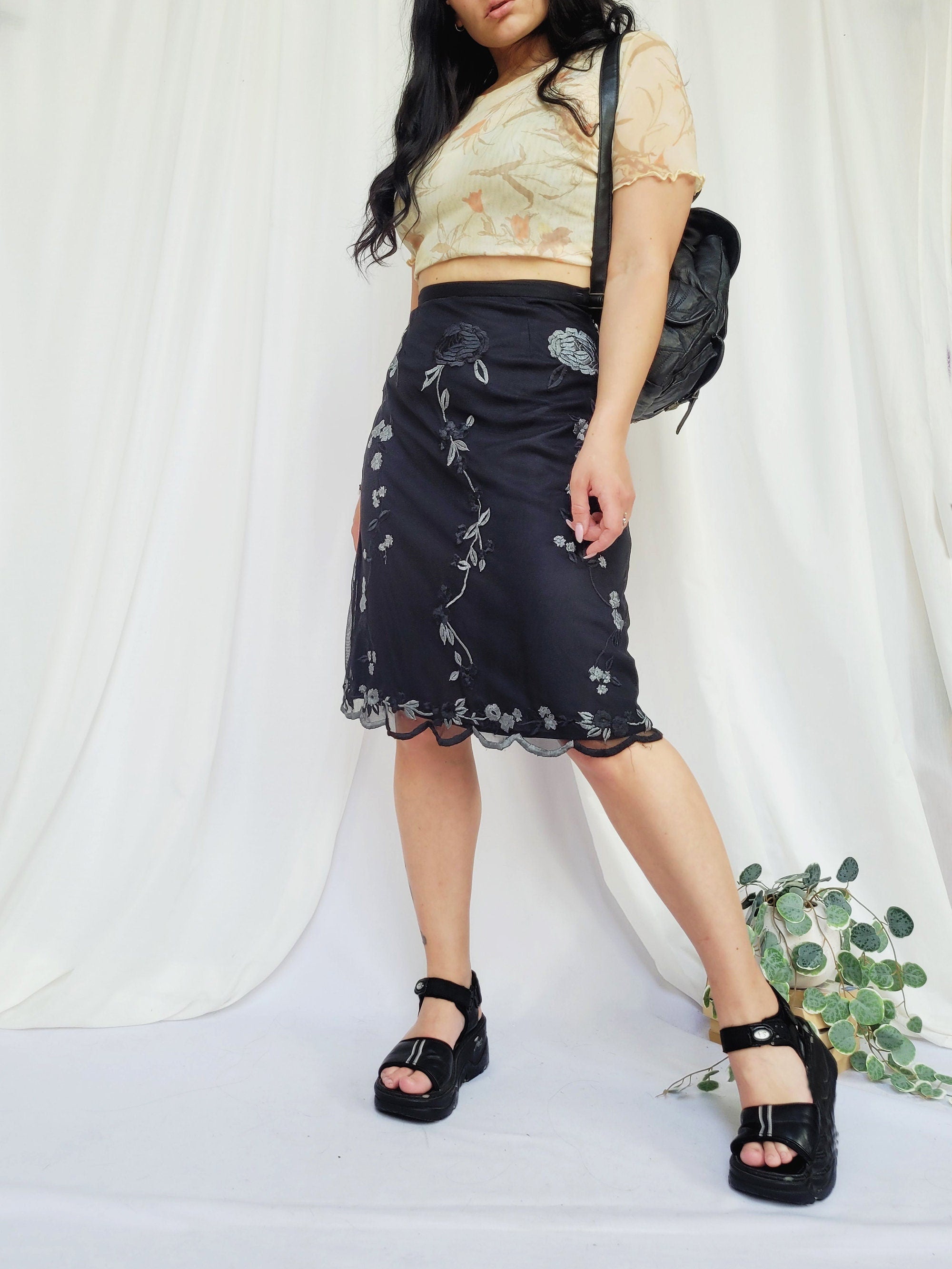 90s black floral embroidered midi summer minimalist skirt