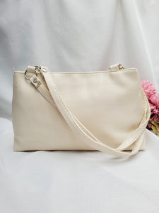 90s retro cream white ruffle decorated shoulder bag purse