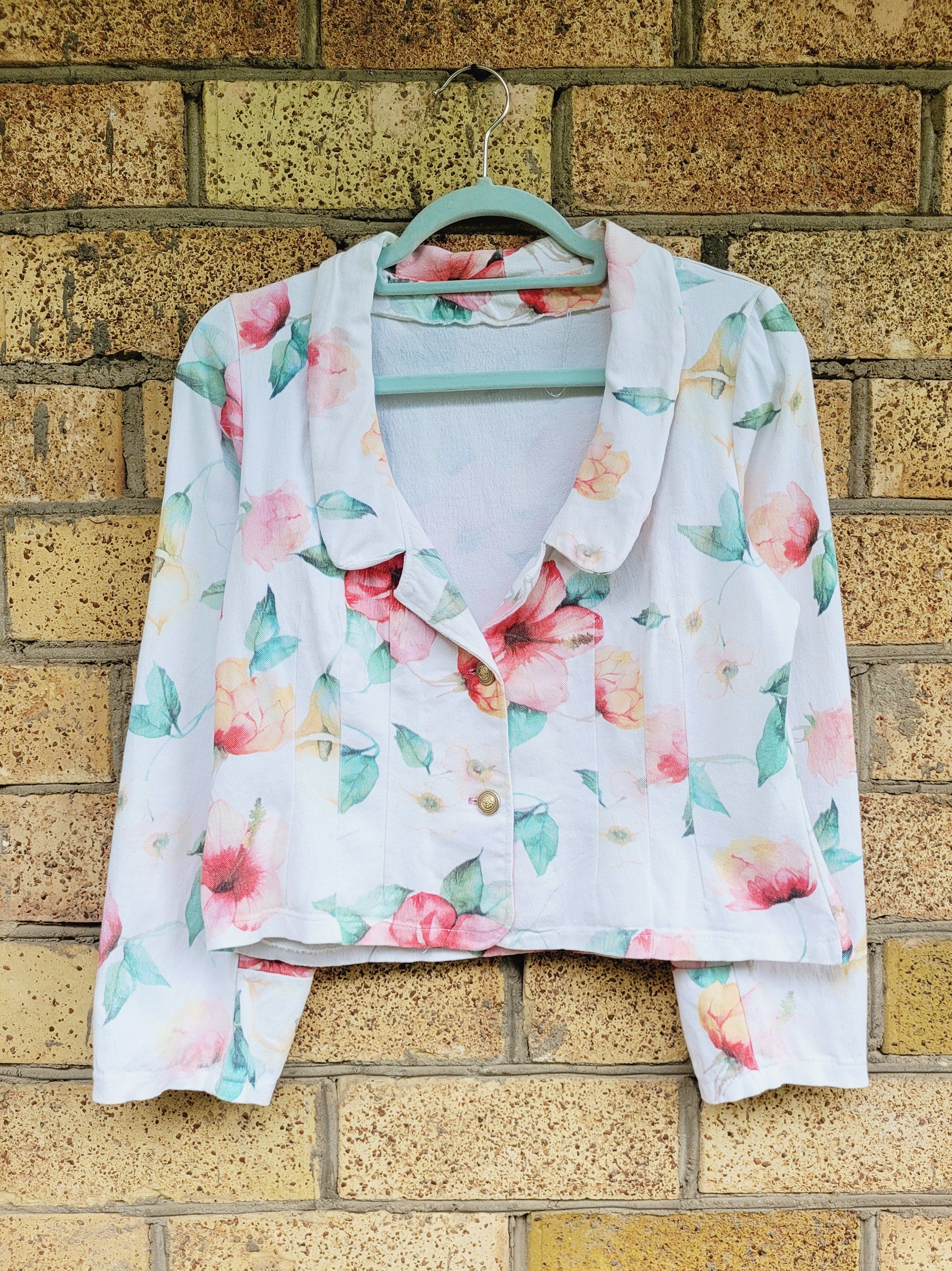 80s vintage white floral print statement blazer jacket