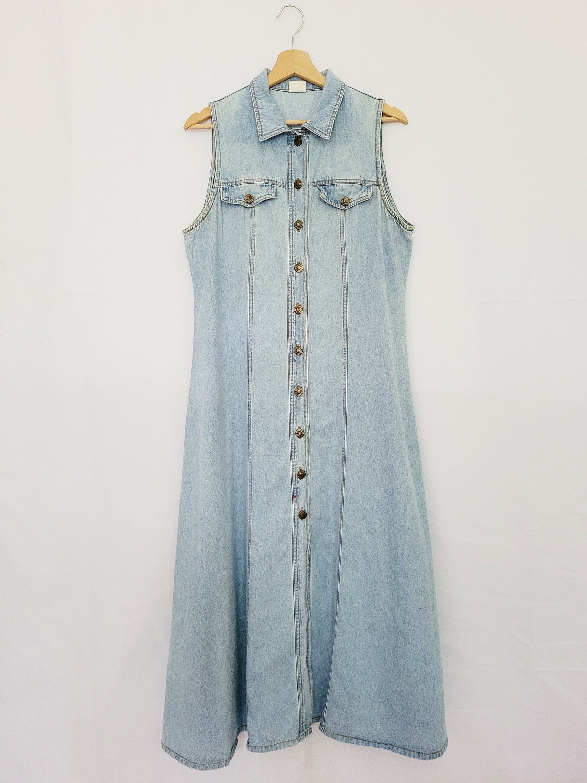 Retro 90s blue denim buttons down sleeveless maxi dress
